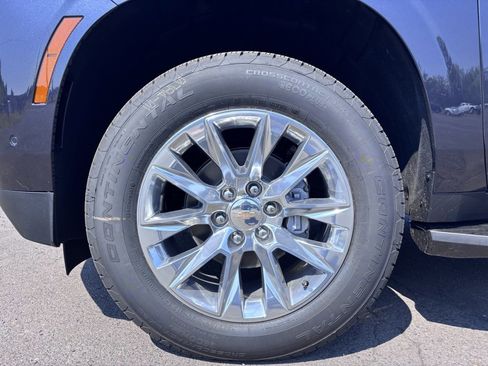 New 2025 Chevrolet Suburban Premier w/ Sun And Tow Package image 53