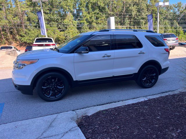 Used 2015 Ford Explorer XLT w/ Equipment Group 202A FWD image 39