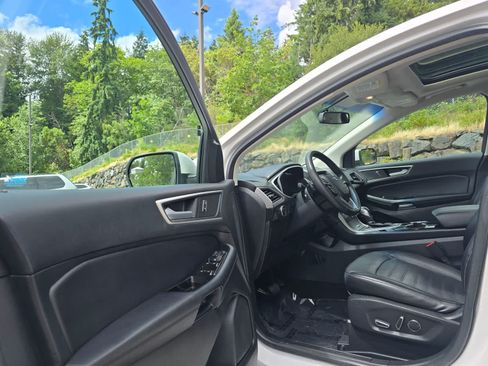 Used 2018 Ford Edge SEL w/ Canadian Touring Package AWD/4WD image 22