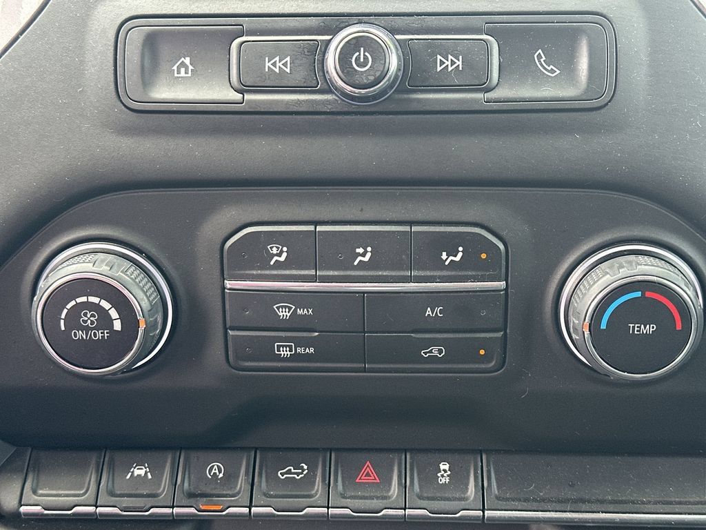 Used 2024 Chevrolet Silverado 1500 Custom AWD/4WD image 22