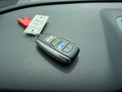 Used 2022 Subaru Outback Limited image 36