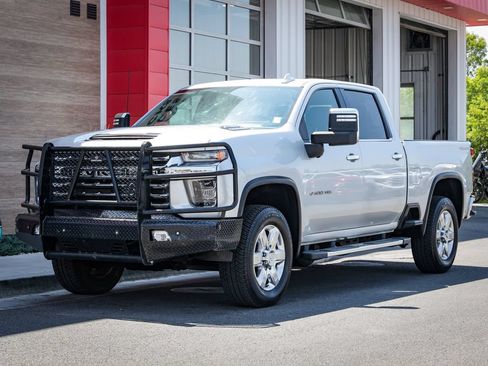 Used 2020 Chevrolet Silverado 2500 LTZ w/ LTZ Premium Package AWD/4WD image 8