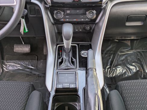 Used 2018 Mitsubishi Eclipse Cross LE image 20