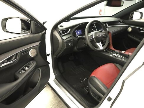 Used 2023 INFINITI QX55 Sensory w/ Lighting Package image 9