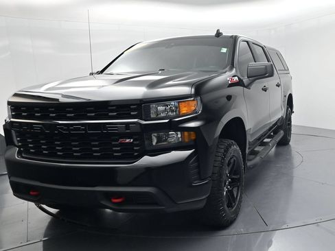 Used 2022 Chevrolet Silverado 1500 Custom Trail Boss w/ Safety Confidence Package AWD/4WD image 3