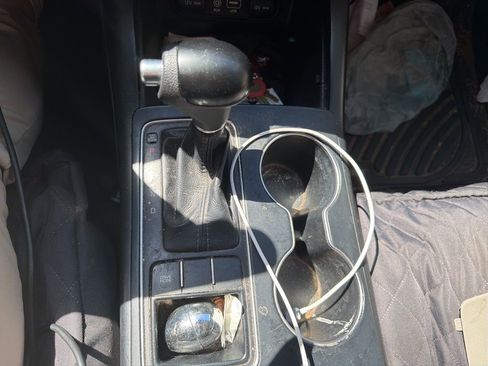 Used 2018 Kia Sorento LX image 15