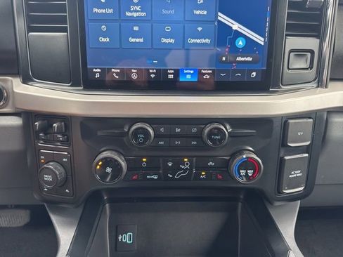 Used 2024 Ford F250 XLT w/ XLT Premium Package image 19