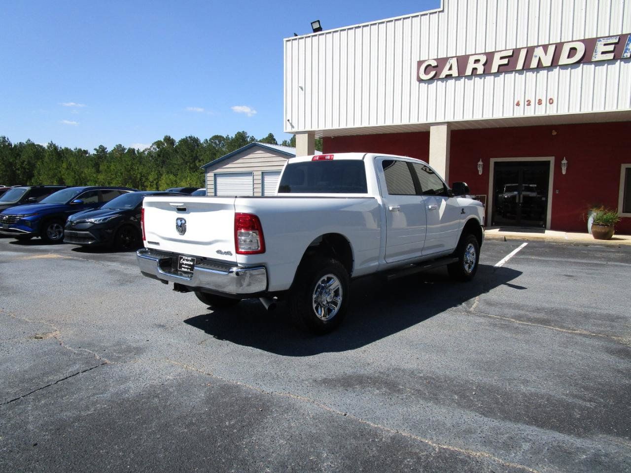 Used 2022 RAM 2500 Big Horn AWD/4WD image 4