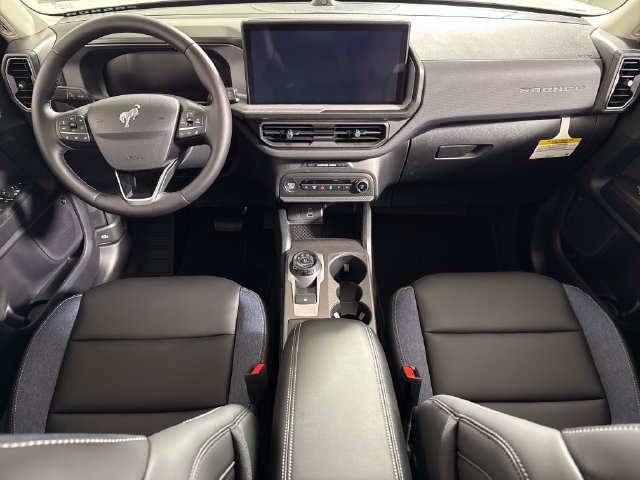 New 2026 Ford Bronco Sport Outer Banks w/ Outer Banks Tech Package+ AWD/4WD image 21