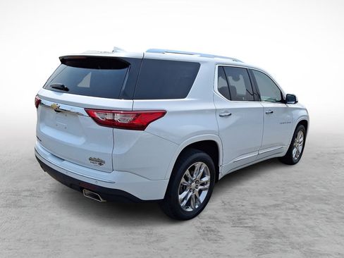 Used 2018 Chevrolet Traverse High Country w/ LPO, Cargo Package AWD/4WD image 5