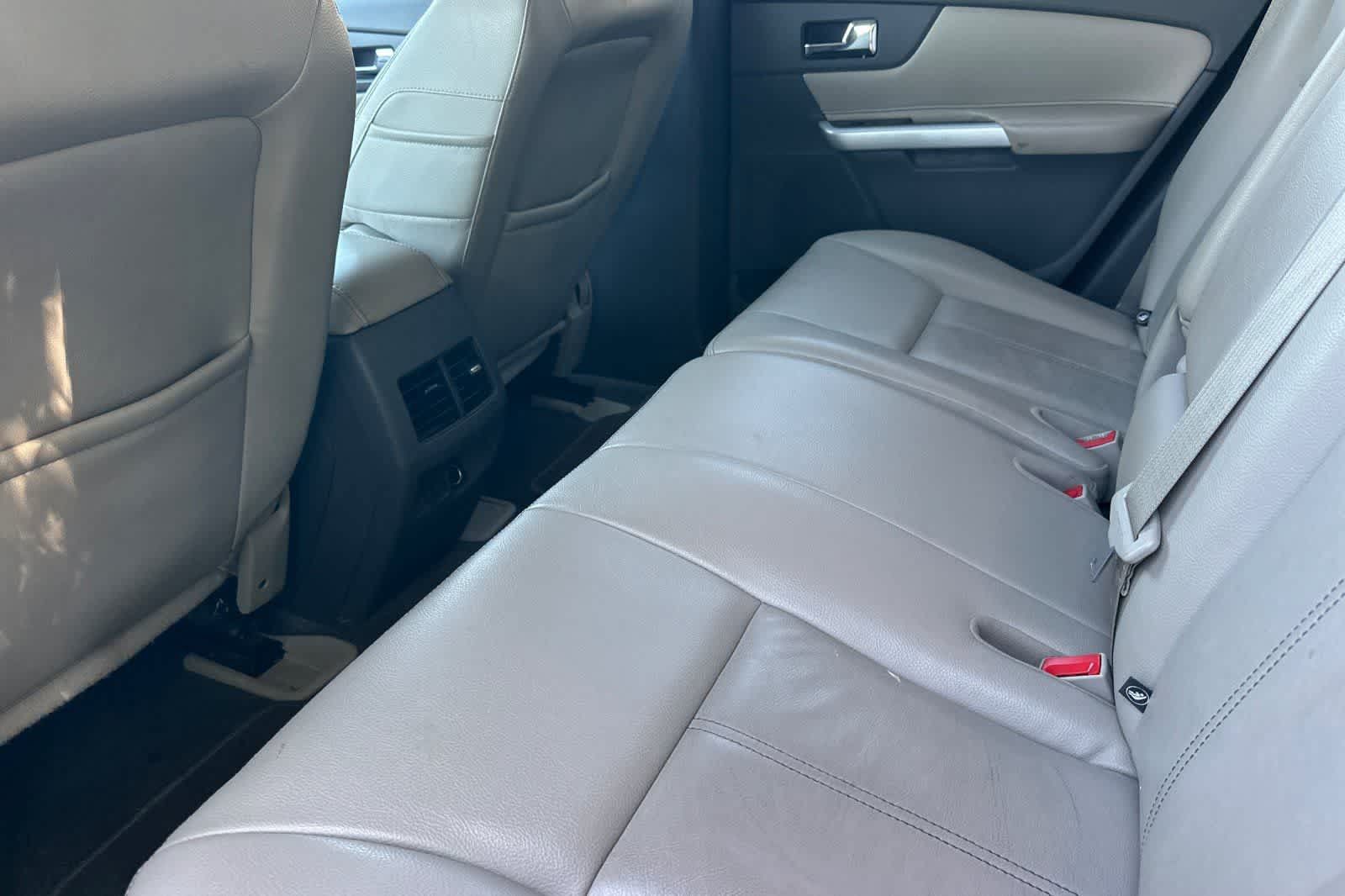 Used 2014 Ford Edge SEL w/ Equipment Group 205A FWD image 5