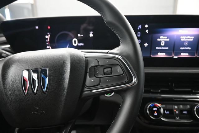 Used 2025 Buick Envista Sport Touring FWD image 16