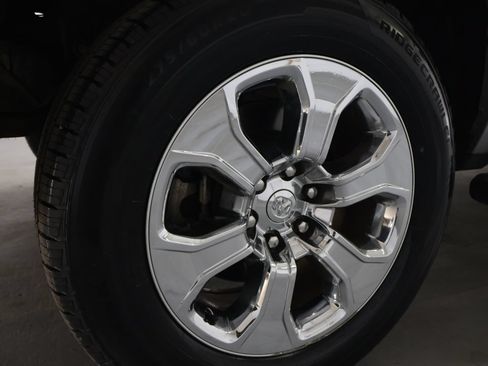 Used 2019 RAM 1500 Big Horn AWD/4WD image 33