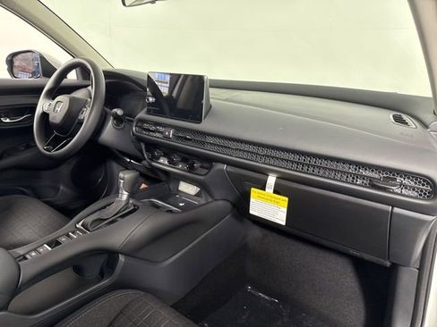 New 2026 Honda HR-V LX image 22