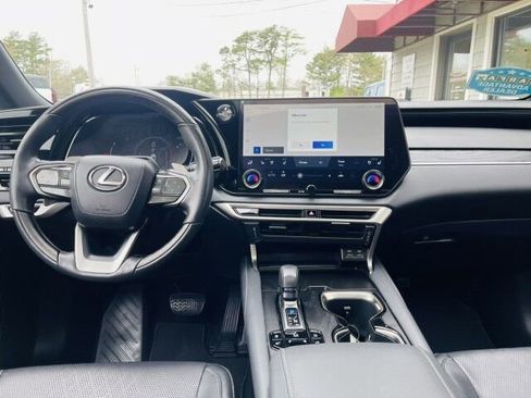 Used 2023 Lexus RX 350 Premium Plus w/ Accessory Package AWD/4WD image 17