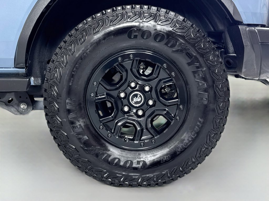 Used 2025 Ford Bronco Badlands AWD/4WD image 11