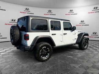 Used 2025 Jeep Wrangler Unlimited Rubicon AWD/4WD video 3
