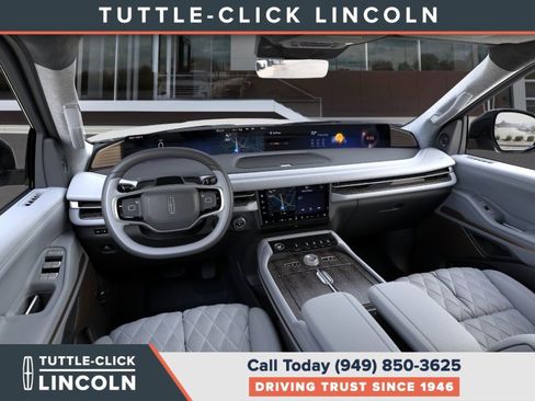 New 2026 Lincoln Navigator Black Label AWD/4WD image 9