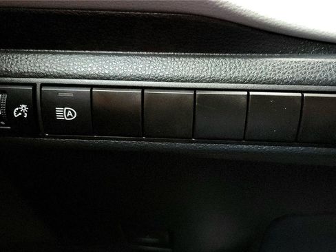 Used 2024 Toyota Corolla LE image 32
