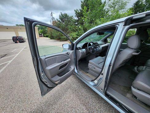 Used 2010 Honda Odyssey EX-L image 20