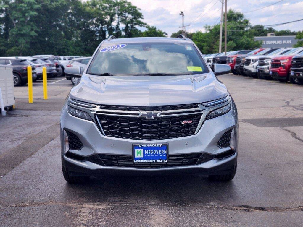 Used 2023 Chevrolet Equinox RS w/ LPO, Floor Liner Package AWD/4WD image 8