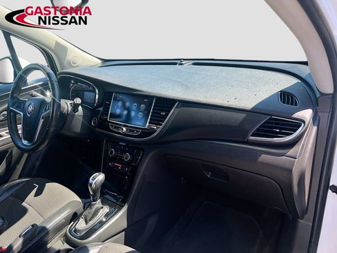 Used 2020 Buick Encore Preferred FWD image 37