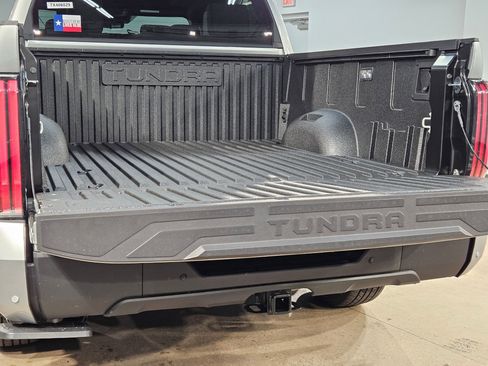 New 2026 Toyota Tundra Limited AWD/4WD image 22