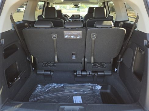 New 2026 Honda Odyssey EX-L image 19