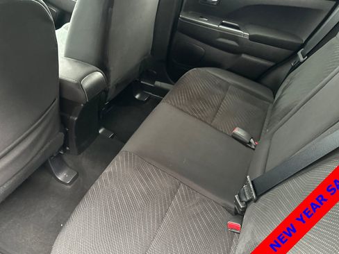 Used 2015 Mitsubishi Outlander Sport SE image 12