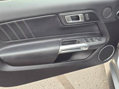 Used 2020 Ford Mustang Premium RWD image 6