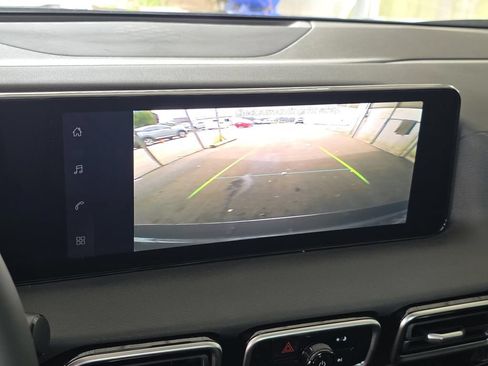 New 2026 Nissan Sentra SV w/ SV Convenience Package FWD image 13