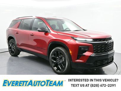 Used 2024 Chevrolet Traverse RS w/ LPO, Floor Liner Package