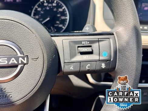 Certified 2023 Nissan Rogue SV image 24