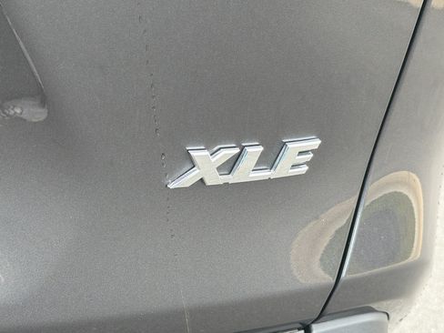 Used 2023 Toyota RAV4 XLE FWD image 33