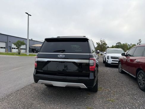 Used 2019 Ford Expedition Platinum image 6