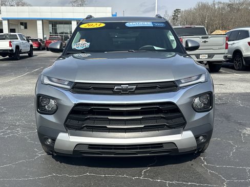 Certified 2023 Chevrolet TrailBlazer LT w/ Convenience Package image 3