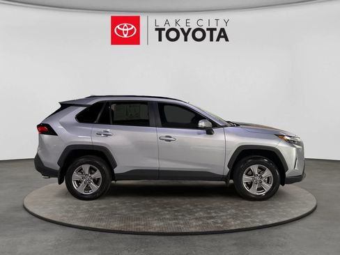 Used 2025 Toyota RAV4 XLE FWD image 11