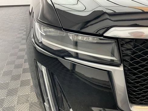 Used 2023 Cadillac Escalade ESV Premium Luxury AWD/4WD image 27