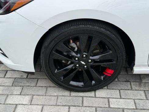 Used 2018 Chevrolet Cruze LT image 28