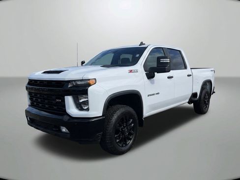 Used 2025 Chevrolet Silverado 2500 Custom w/ Custom Value Package AWD/4WD image 4
