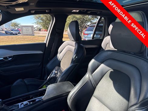 Used 2019 Volvo XC90 T5 R-Design w/ Protection Package Premier image 18