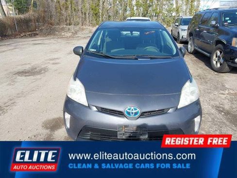 Used 2013 Toyota Prius Two image 23