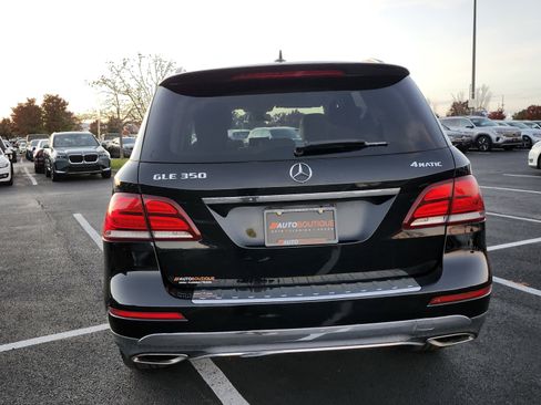 Used 2016 Mercedes-Benz GLE 350 4MATIC w/ Premium Package image 11