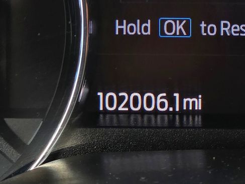 Used 2020 Ford Expedition Limited image 33