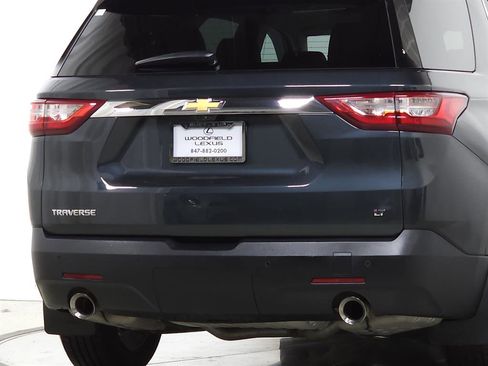 Used 2019 Chevrolet Traverse LT w/ LT Premium Package image 11