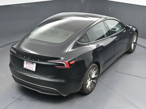 Used 2024 Tesla Model 3 image 31