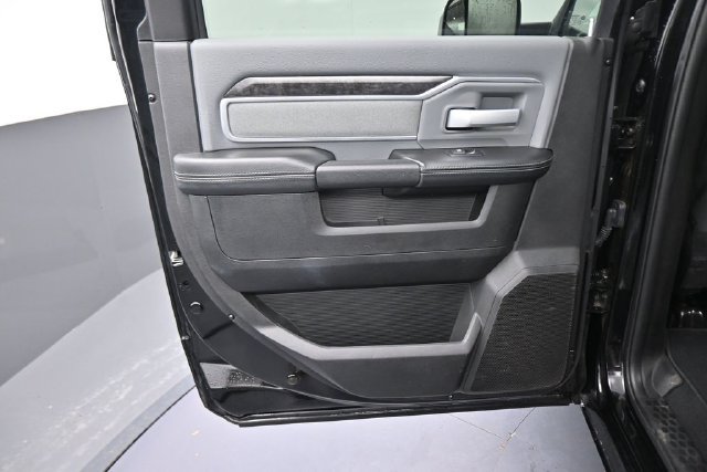 Used 2022 RAM 2500 Big Horn AWD/4WD image 26