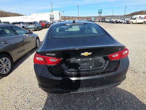 Used 2024 Chevrolet Malibu LT image 5