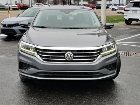 Used 2020 Volkswagen Passat 2.0T SEL image 32