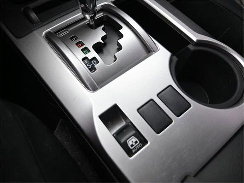 Used 2016 Toyota 4Runner SR5 image 31